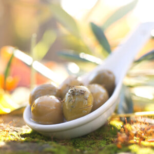 OLIVES (differentes saveurs)